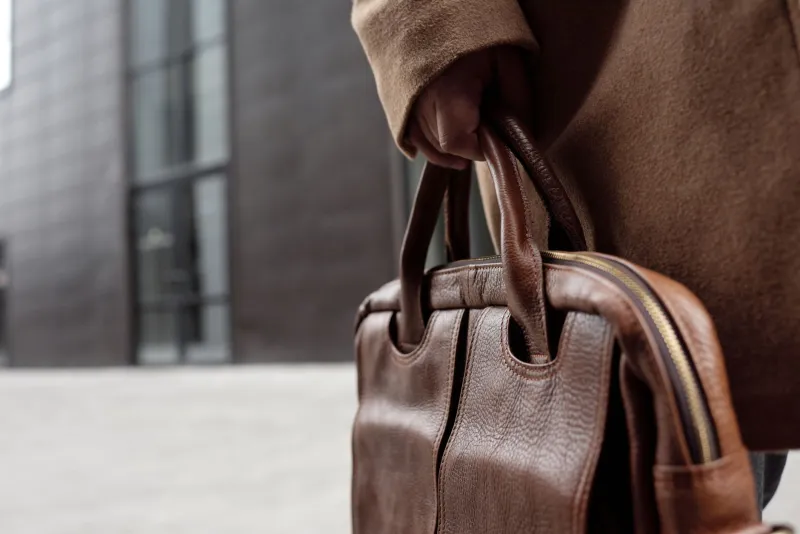 When Silence Speaks Louder: The Rise of the Unbranded Status Bag in American Wardrobes