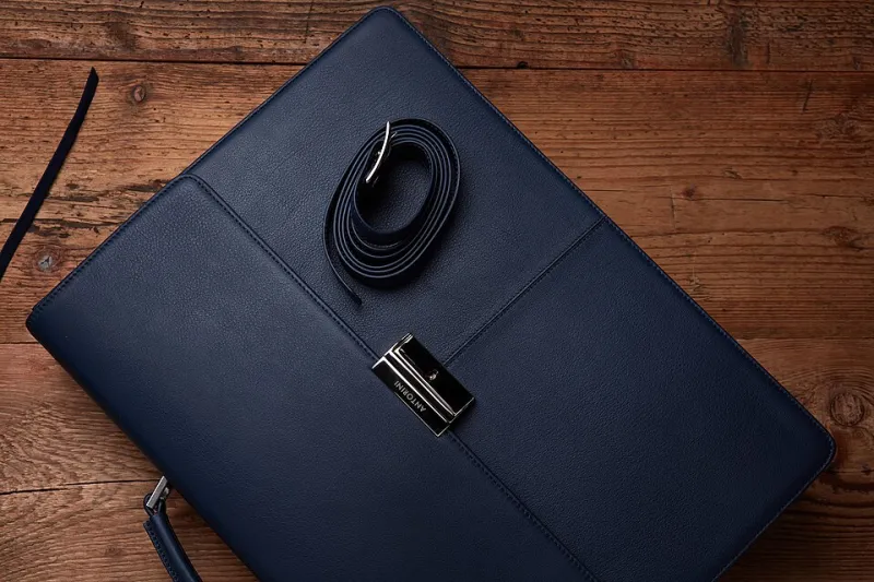 Wanderlust, Refined: The Discerning Traveler's Guide to Luxury Handbags Built for the Journey